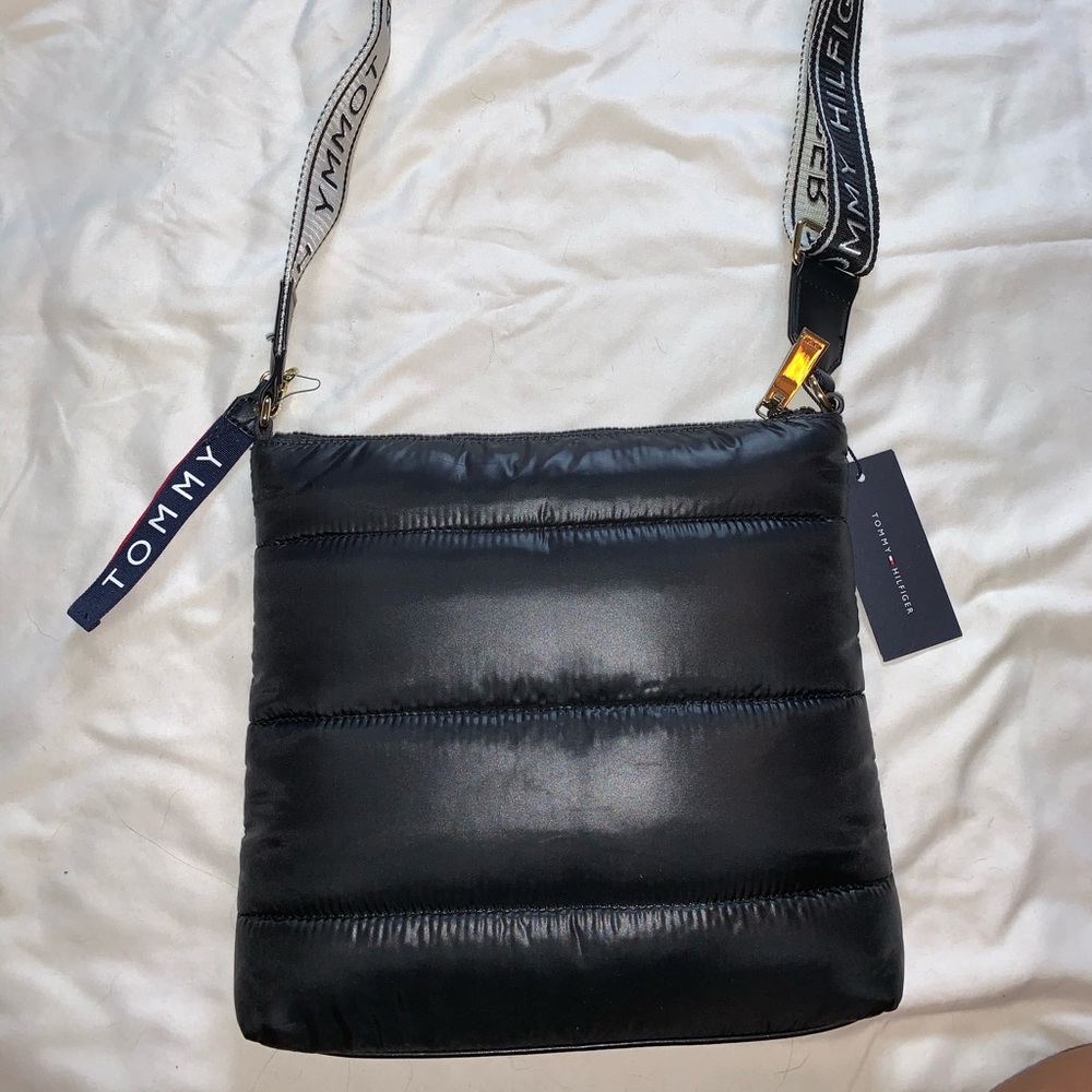 NEW WITH TAGS ~ Tommy Hilfiger Nylon Belt Bag